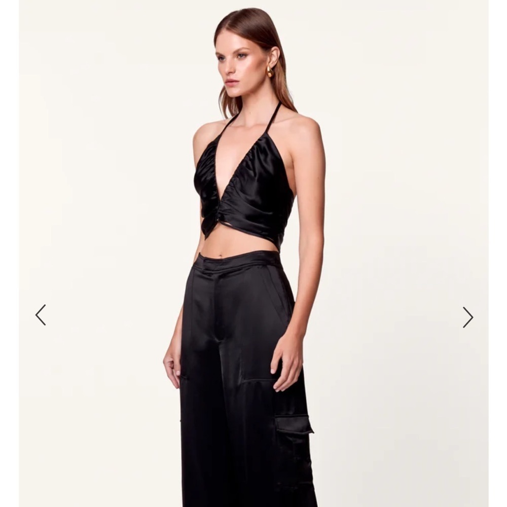 NICHOLAS Tash V Neck Ruched Cropped Top Nicholas - Picture 3 of 9